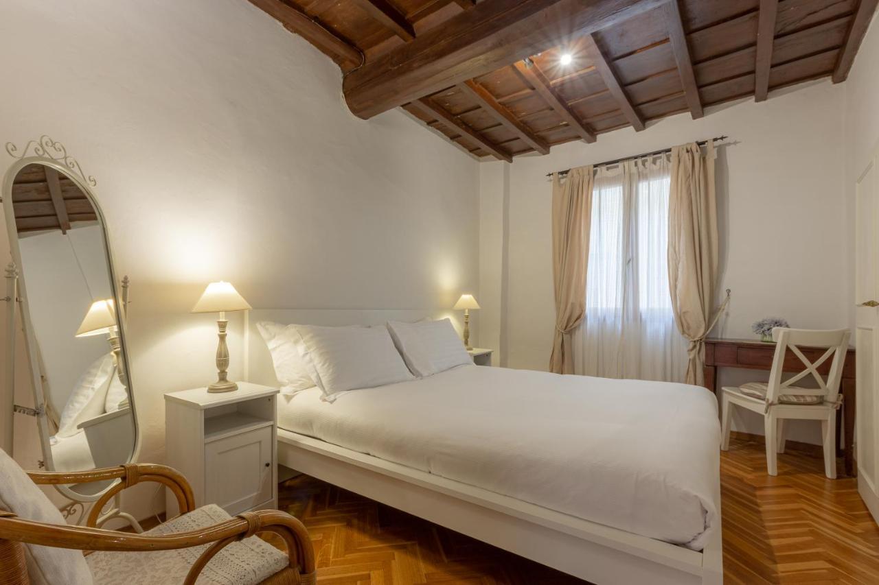 Signoria Florentine Apartment ฟลอเรนซ์ ภายนอก รูปภาพ
