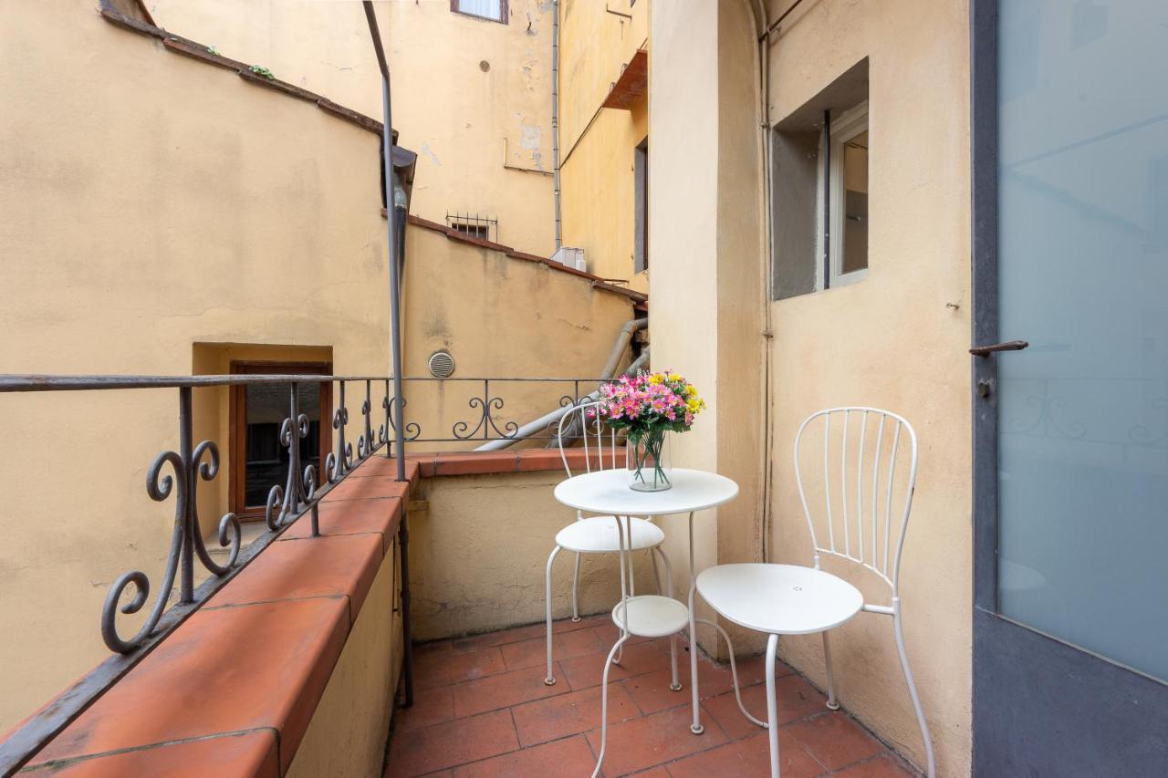 Signoria Florentine Apartment ฟลอเรนซ์ ภายนอก รูปภาพ