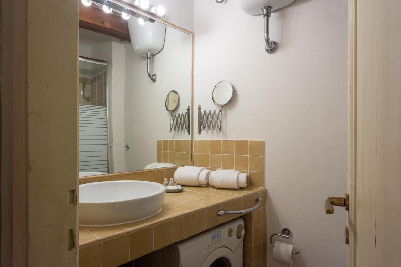 Signoria Florentine Apartment ฟลอเรนซ์ ภายนอก รูปภาพ